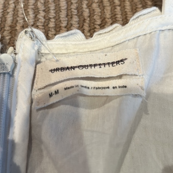 NWOT UO juliette lace inset romper size medium - Picture 6 of 11